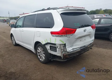 2011 Toyota Sienna Xle from USA, damaged, VIN 5TDDK3DC3BS020227
